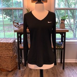 Nike Pro Lightweight VNeck Long Sleeve